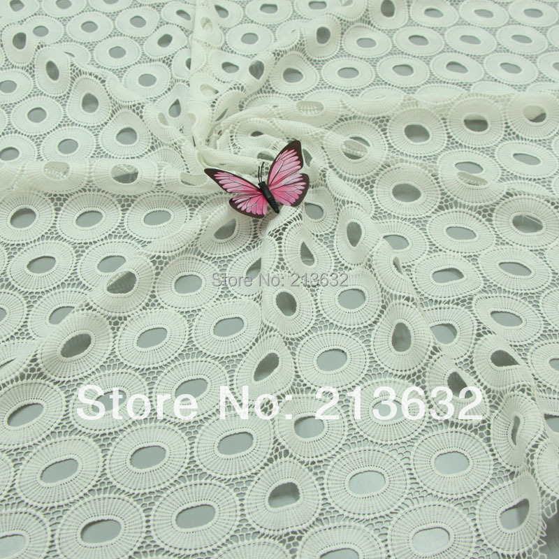 Sewing Eyelet Fabric - ผ้าลูกไม้ปักลายฉลุสีขาวคุณภาพสูง ผ้าปักลายฉลุ งานปักคุณภาพดี สำหรับตัดเย็บชุดแต่งงาน