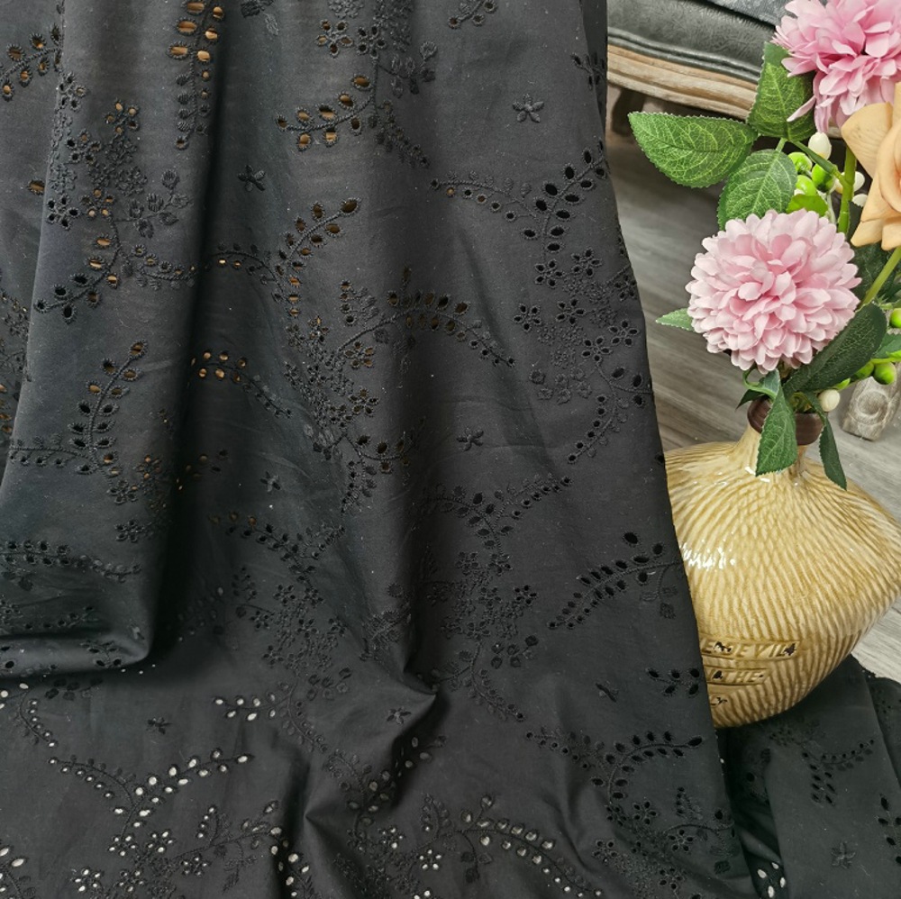 ผ้าลูกไม้ปักลายดอกไม้สีดำคุณภา - Sewing Eyelet Fabric บทวิจารณ์และราคา