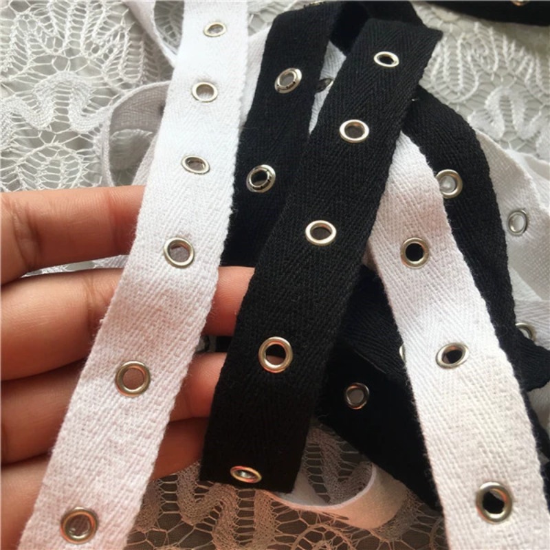 สายรัดผ้าฝ้ายสีดำและสีขาวพร้อม - Sewing Eyelet Fabric บทวิจารณ์และราคา